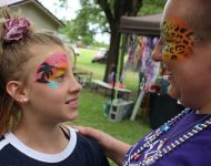 face painting mom and daughter